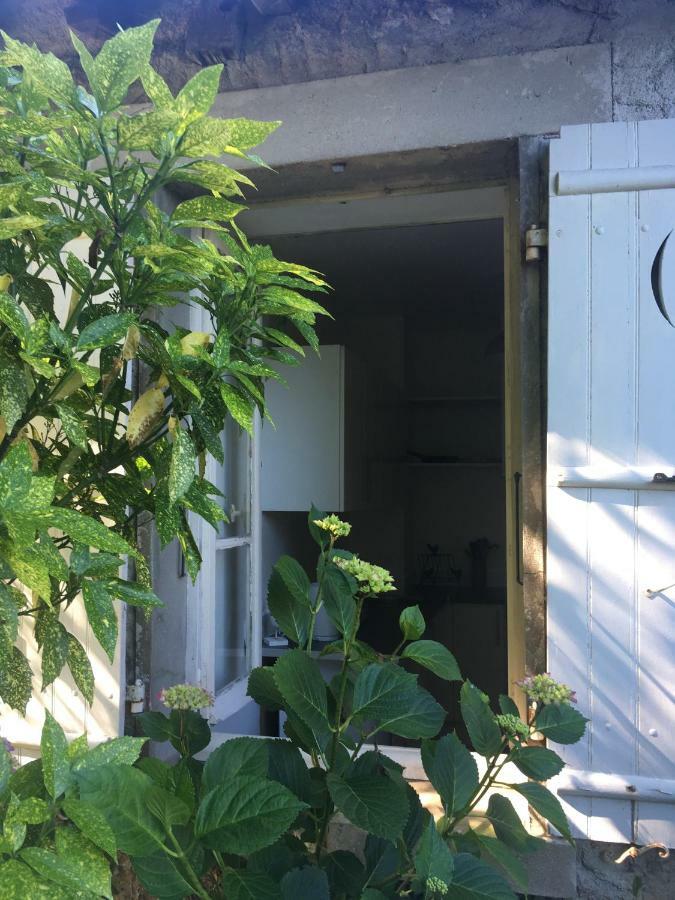 Hotel Maison Lyre, Pompadour Arnac-Pompadour Exterior foto