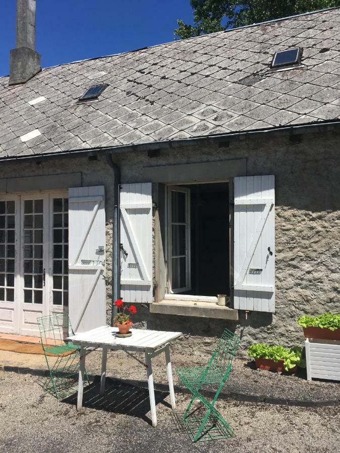 Hotel Maison Lyre, Pompadour Arnac-Pompadour Exterior foto